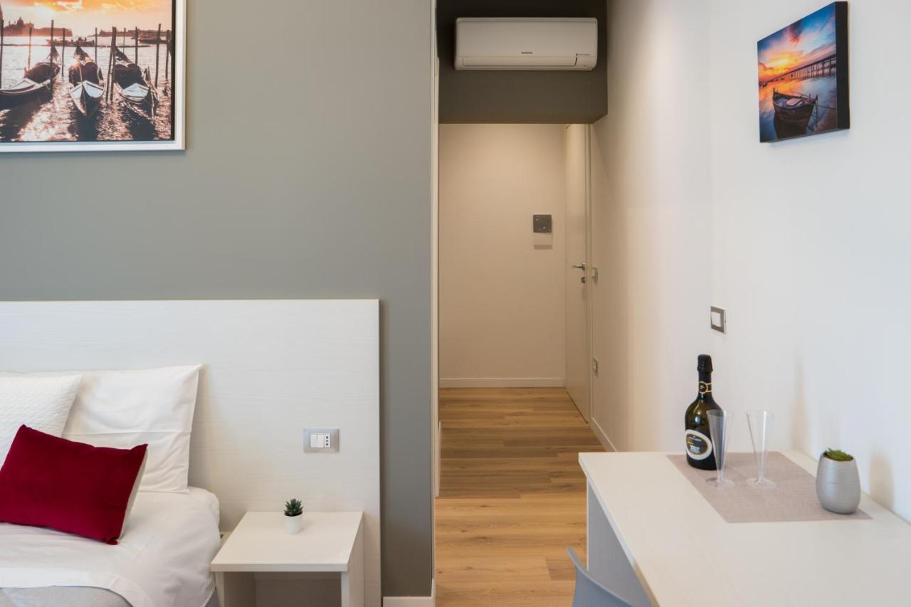 Venice Rooms Mestre Exteriör bild